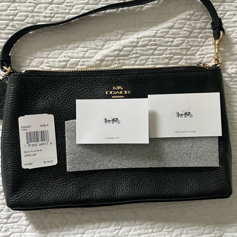 Coach Black Leather handbag - brand new with tags - Picture 3 of 6